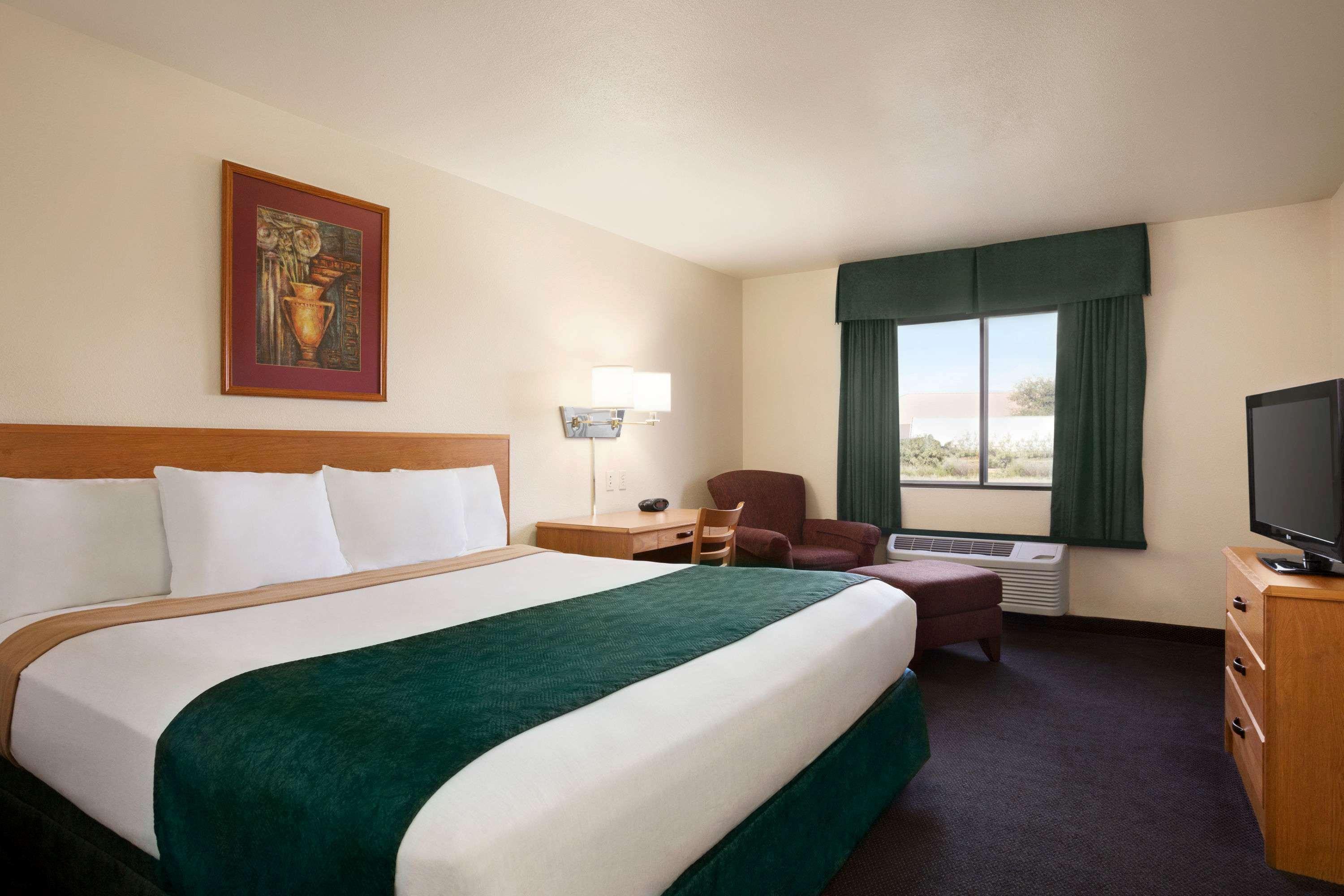 Travelodge By Wyndham Pecos Εξωτερικό φωτογραφία