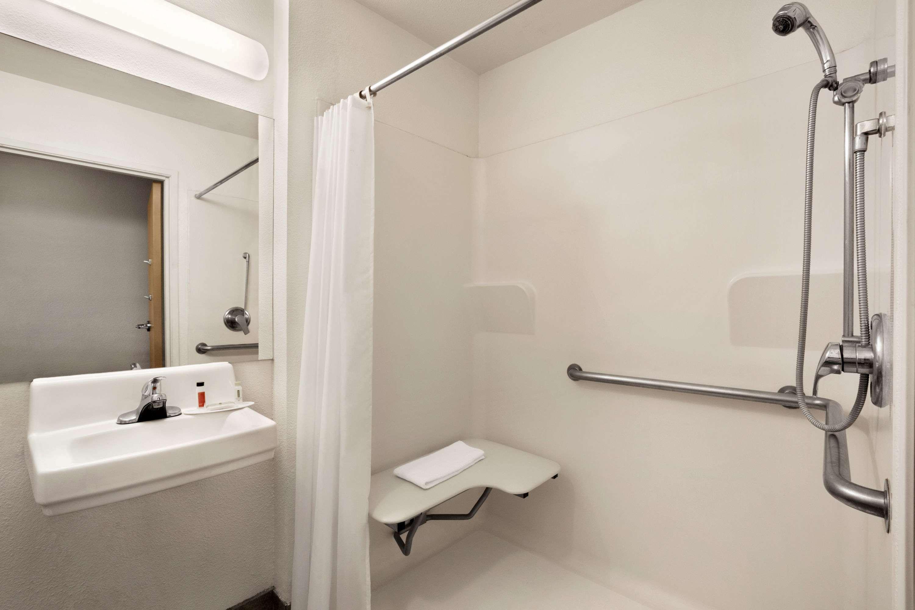 Travelodge By Wyndham Pecos Εξωτερικό φωτογραφία